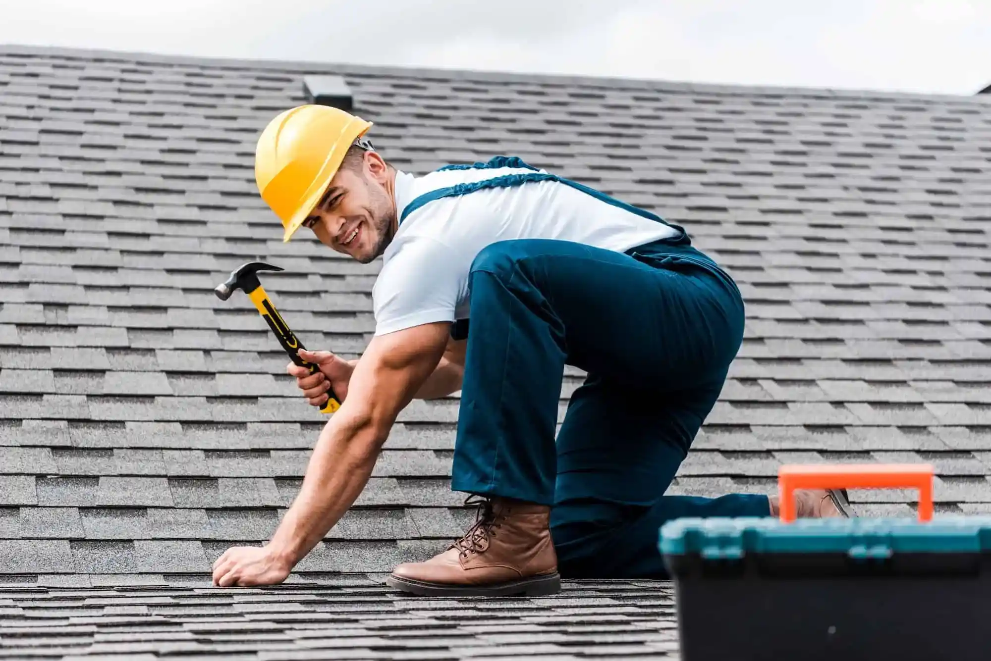 Roofing Service in Dubai