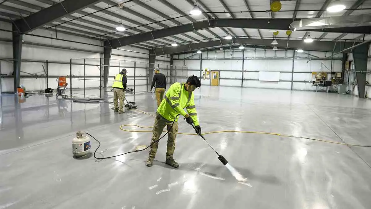 industrial floor service in dubai